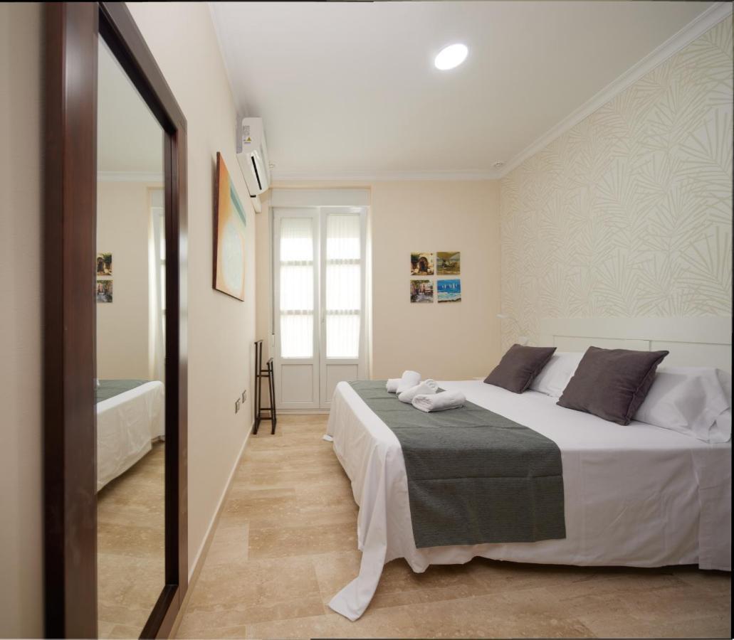 Apartamento Tavira Little Apartments Cádiz Exteriér fotografie